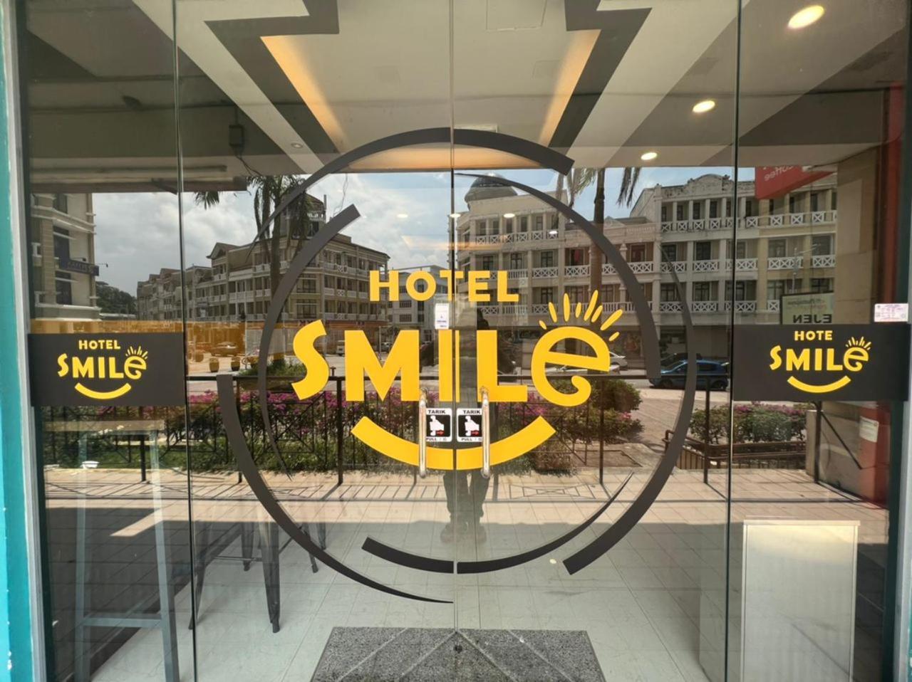 Smile Hotel Putrajaya Esterno foto